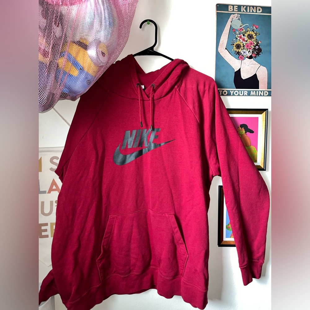 Women’s Nike hoodie size XXL